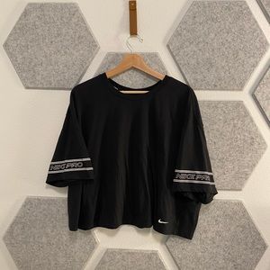 2X Plus Size Nike Pro Crop Black White